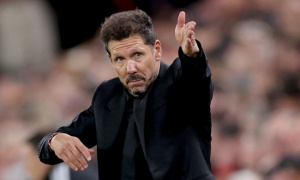 HLV Simeone ngưỡng mộ Mourinho trước đại chiến với Real