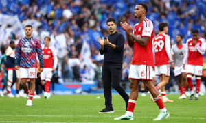 Arsenal bị Brighton bóp nghẹt bằng cường độ pressing khó tin