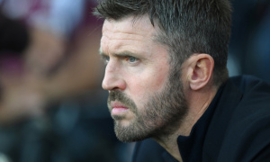 Huyền thoại Arsenal dự đoán Carrick bị Man Utd sa thải sớm