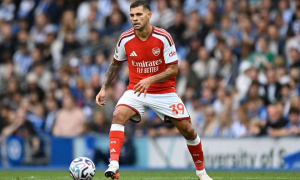 Bruno Guimaraes chỉ trích Arsenal thi đấu cẩu thả trước Brighton