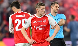 Tịt ngòi 5 trận ở Arsenal, Gyokeres được 4 đội săn đón