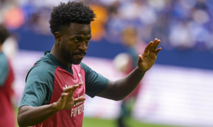 Real Madrid có nên bán Vinicius sau chuỗi phong độ bất ổn?