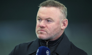 Rooney chê đội hình MU yếu và đồng cảm với Carrick