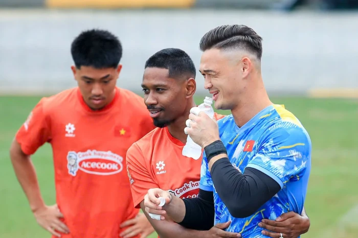 Điểm tin Bóng đá Việt Nam 23/9: Quang Vinh muốn vô địch FIFA ASEAN Cup; HLV Đinh Hồng Vinh lo lắng về nhân sự