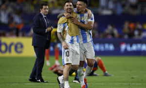 Lisandro Martinez muốn dành lễ tri ân trọn vẹn cho Messi
