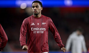 Fan Arsenal thở phào với lý do Timber tập riêng trên tuyển