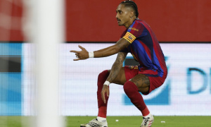 Raphinha tiếp quản áo số 10 của Neymar ở tuyển Brazil