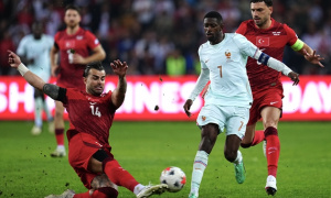 Zidane cùng tuyển Pháp vượt ải Thổ Nhĩ Kỳ ở trận ra mắt
