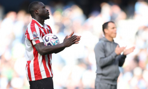 Tranh Brobbey, MU và Chelsea bị hét giá 50 triệu bảng
