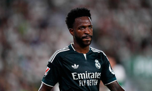 Ai có thể sửa chữa Vinicius nếu Ancelotti cũng bất lực?