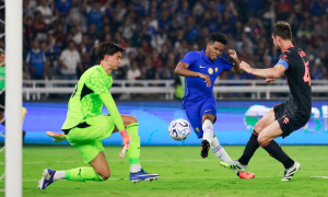 Leboeuf giục Alonso bán Estevao khỏi Chelsea