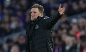 Bị MU từ chối vụ Eddie Howe, Dan Ashworth mất ghế