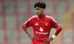 Ferdinand khuyên Man Utd không nhượng bộ Gabriel