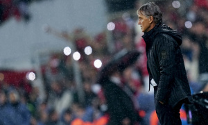 ''Đè bẹp'' Thổ Nhĩ Kỳ, Mancini hướng đến cuộc đụng độ Zidane