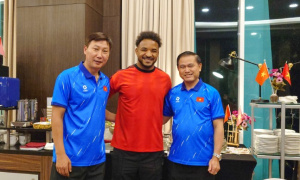 HLV Kim Sang-sik xin lỗi vì chấn thương của Xuân Son