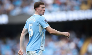 Man City dính án, Mourinho chớp thời cơ săn Anderson
