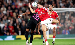 Harry Amass đắc lợi giữa cơn bão chấn thương của Man Utd