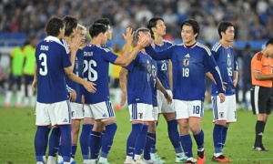 Nhật Bản hạ Ecuador 5-4 trên chấm luân lưu
