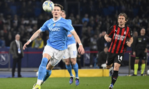 Napoli tính bán McTominay, mở đường MU tái hợp người cũ