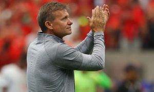 Jesse Marsch đòi đẩy Man City xuống hạng, mỉa mai vụ mua Haaland