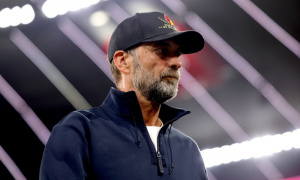 Jurgen Klopp khẩu chiến với báo giới vì Joshua Kimmich