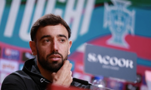 Bruno Fernandes tri ân Solskjaer trước trận thắng Na Uy