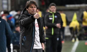 CĐV MU đồn đoán HLV Conte chuẩn bị thay thế Carrick