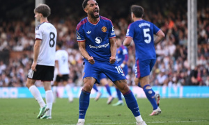 Thương vụ 50 triệu bảng phơi bày nan đề số 9 của Man United
