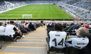 Sóng ngầm sau 5 năm đổi đời của Newcastle