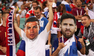 Giai đoạn cuối trái ngược của Ronaldo và Messi ở đội tuyển