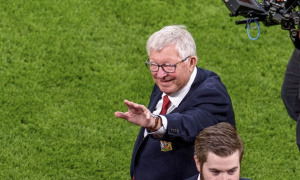 Sir Alex tiếc nuối vì bữa tối muộn màng khiến MU hụt Pep Guardiola