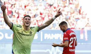 Tottenham dẫn đầu cuộc đua giành Roberto Fernandez