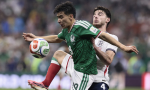 Arsenal mở đàm phán sơ bộ với Gilberto Mora