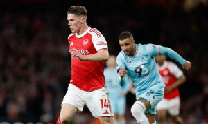 David Seaman khuyên Arteta dùng Gyokeres thay vì Merino