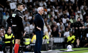 Nước cờ của Mourinho giúp Real vượt khó trước Villarreal