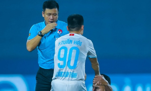 Tuấn Hải bất lực khỏa lấp khoảng trống của Xuân Son tại Nam Định