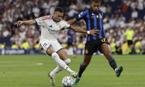 Barcelona tăm tia Andy Diouf của Inter Milan