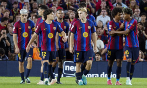 Barca phô diễn chiều sâu trước chuỗi trận giông bão