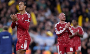 Van Dijk gọi chiếc thẻ đỏ là bước ngoặt với Liverpool