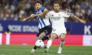 Mourinho chờ Bernardo Silva giải cứu Real trước Roma