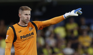 Peter Gulacsi lỡ trận gặp Napoli vì bị cướp đột nhập nhà riêng