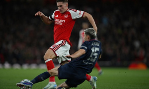 Arsenal vượt khó trước Lille nhưng Gyokeres gây thất vọng