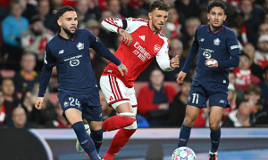 Chạm trán Arsenal, sao Indonesia đi vào lịch sử Champions League