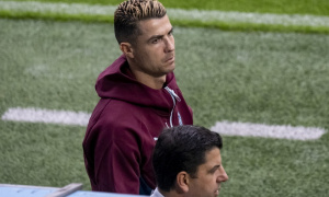 Rooney gọi hành động của Ronaldo là sai lầm toàn diện