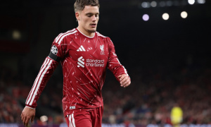 Mặc Bayern chèo kéo, Gerrard khuyên Liverpool giữ Wirtz