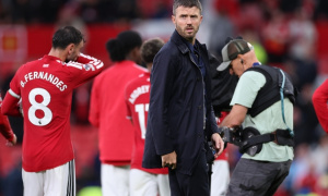 Carrick thay máu hàng công Man Utd để quyết đấu Leeds