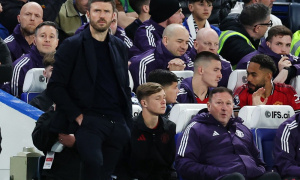 Alan Shearer gạt phăng cơ hội giành điểm của MU trước Leeds