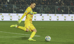 Thủ môn ĐT Indonesia chỉ ra sự khác biệt giữa Juventus và Inter Milan