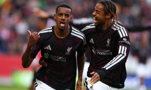 5 dấu ấn trận Brentford vs Liverpool: Hung thần Isak