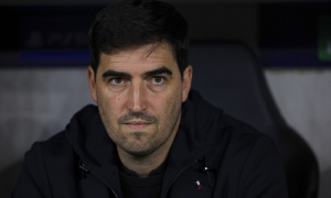 Andoni Iraola đặt dấu hỏi về VAR trong tình huống Liverpool đòi phạt đền